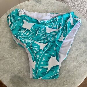 Vix Women's Tropical Leaf Bikini Bottom - Green